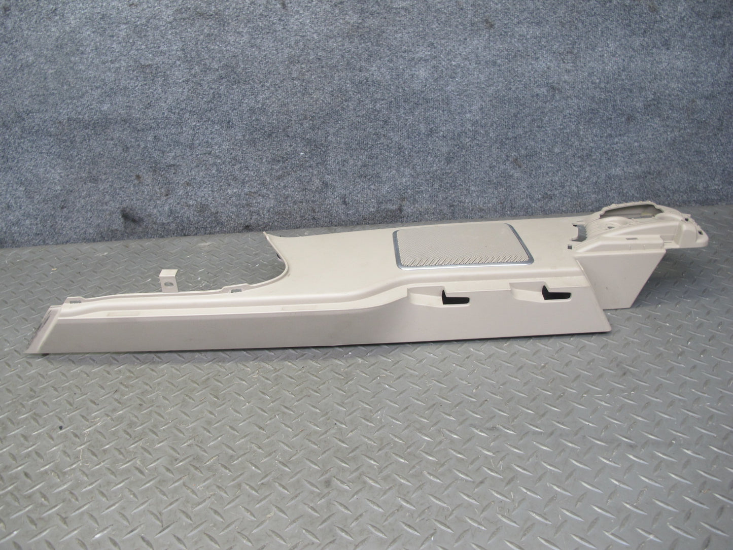 2013-2019 Land Range Rover L405 Rear Quarter Interior Upper Trim Panel Set of 2