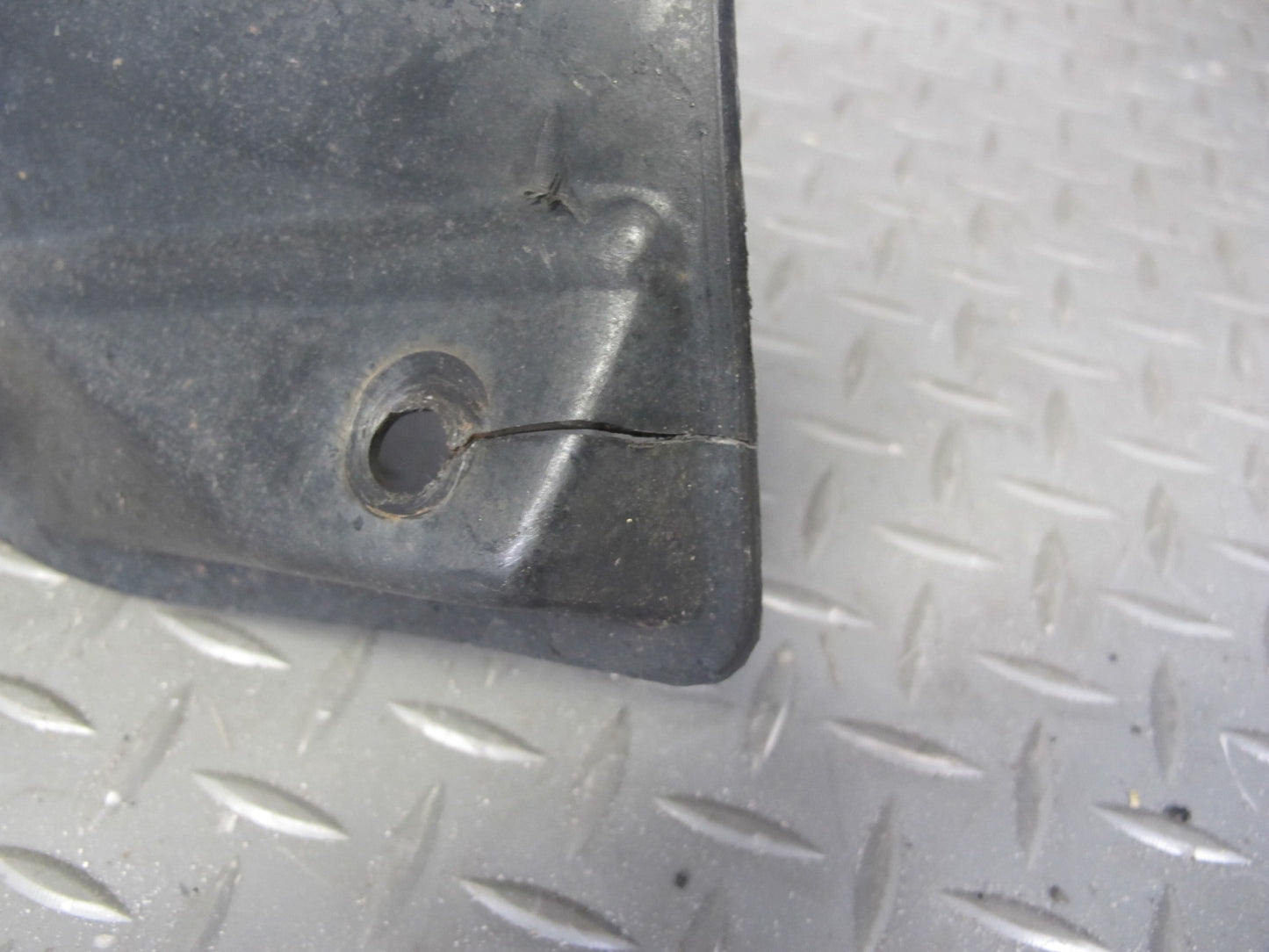 91-99 Mitsubishi 3000GT Rear Left Right Fender Liner Splash Guard Shield OEM
