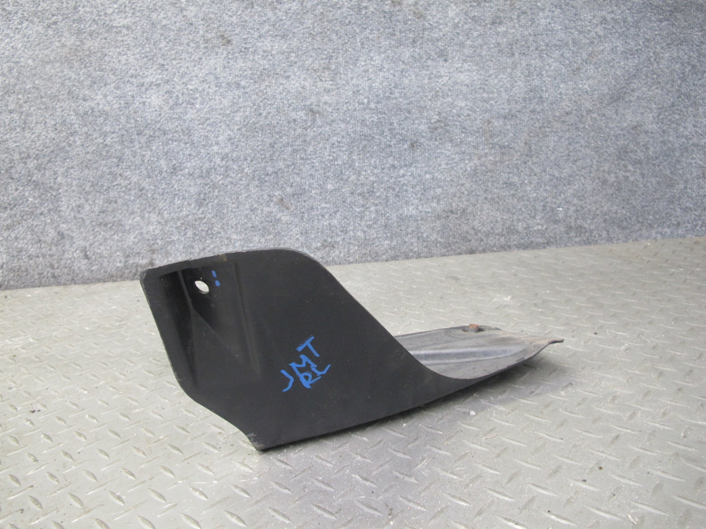 91-99 Mitsubishi 3000GT Rear Left Right Fender Liner Splash Guard Shield OEM