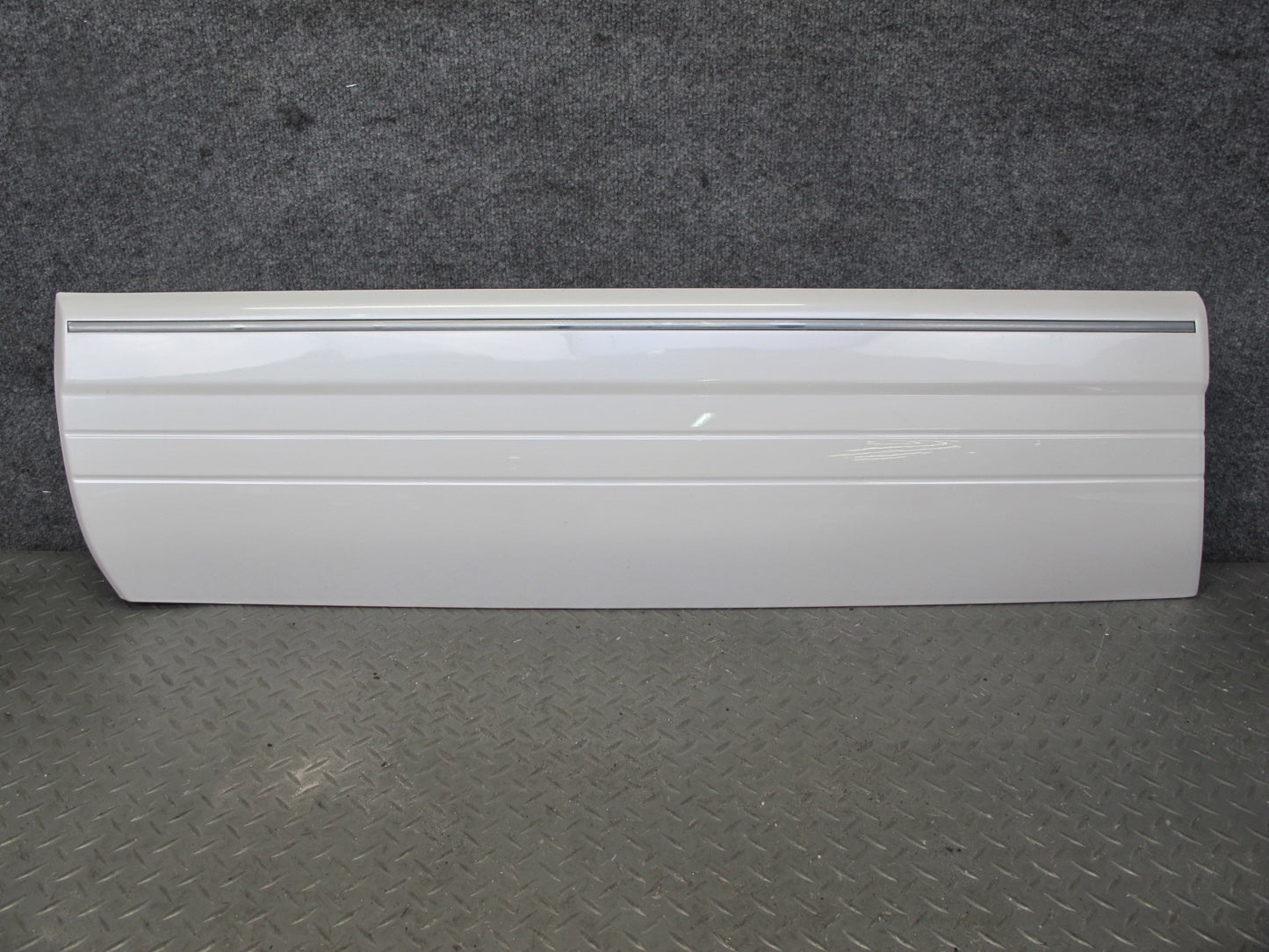 03-07 Lexus LX470 Left Front & Rear Door Fender Lower Trim Molding Set of 3