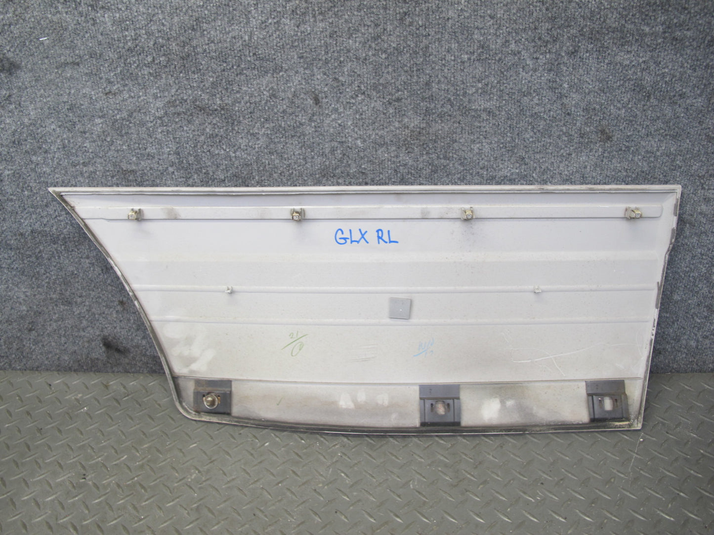 03-07 Lexus LX470 Left Front & Rear Door Fender Lower Trim Molding Set of 3