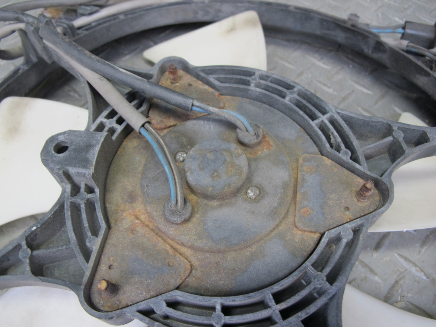 91-93 Mitsubishi 3000GT VR4 M/T Engine 5-BLADE Cooling Fan Motor Shroud OEM