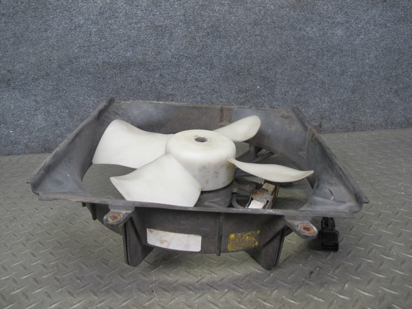 91-93 Mitsubishi 3000GT VR4 M/T Engine 4-BLADE Cooling Fan Motor Shroud OEM