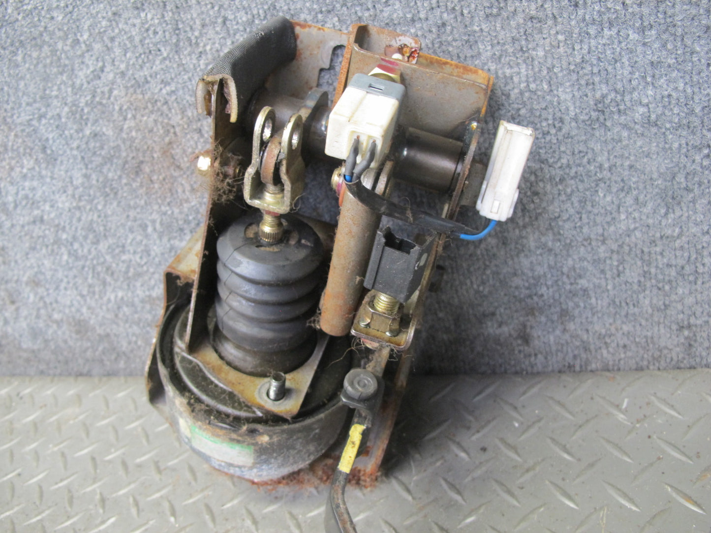 91-93 Mitsubishi 3000GT VR4 M/T Gas Acceleration Brake Clutch Pedal Set OEM