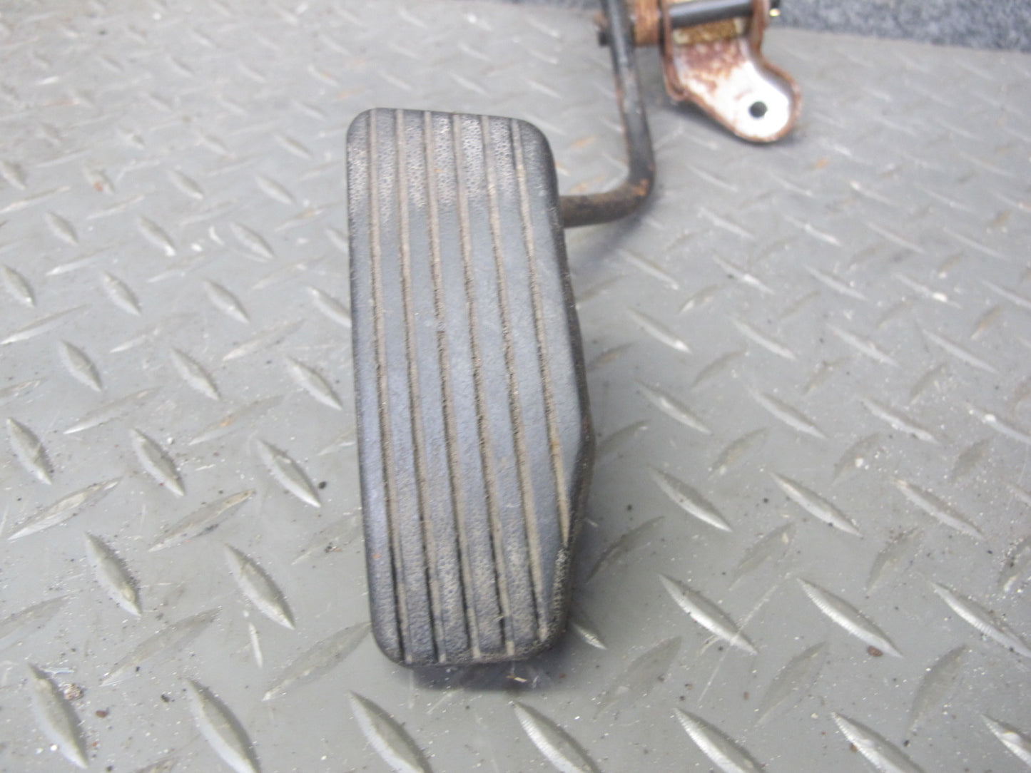 91-93 Mitsubishi 3000GT VR4 M/T Gas Acceleration Brake Clutch Pedal Set OEM