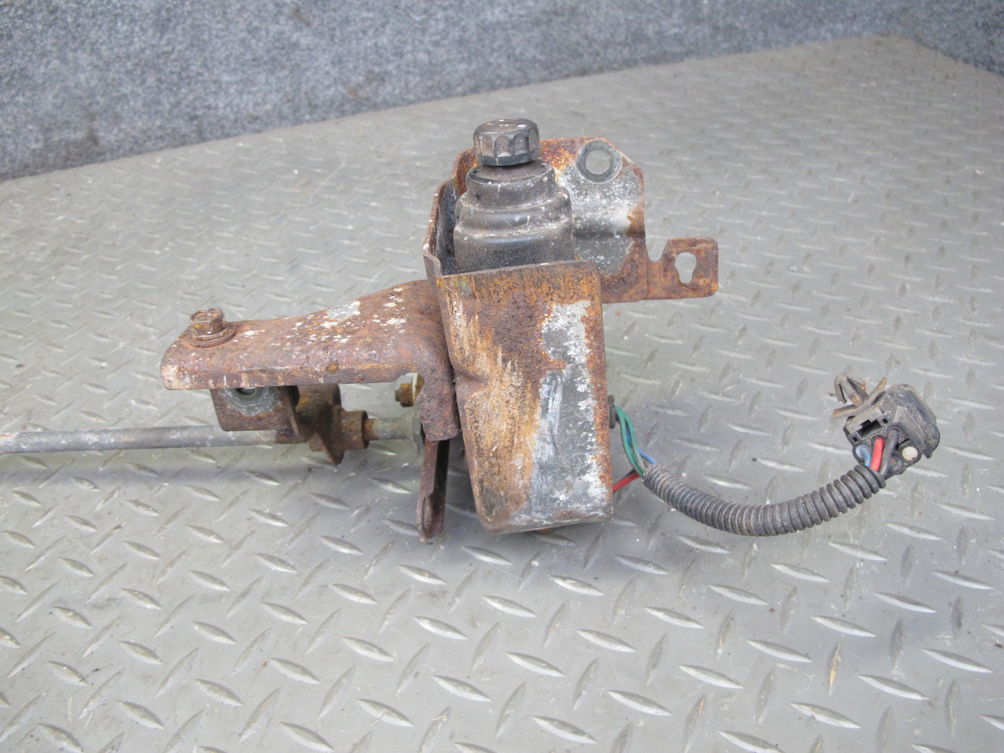 91-96 Mitsubishi 3000GT Air Deflector Linkage w Motor OEM