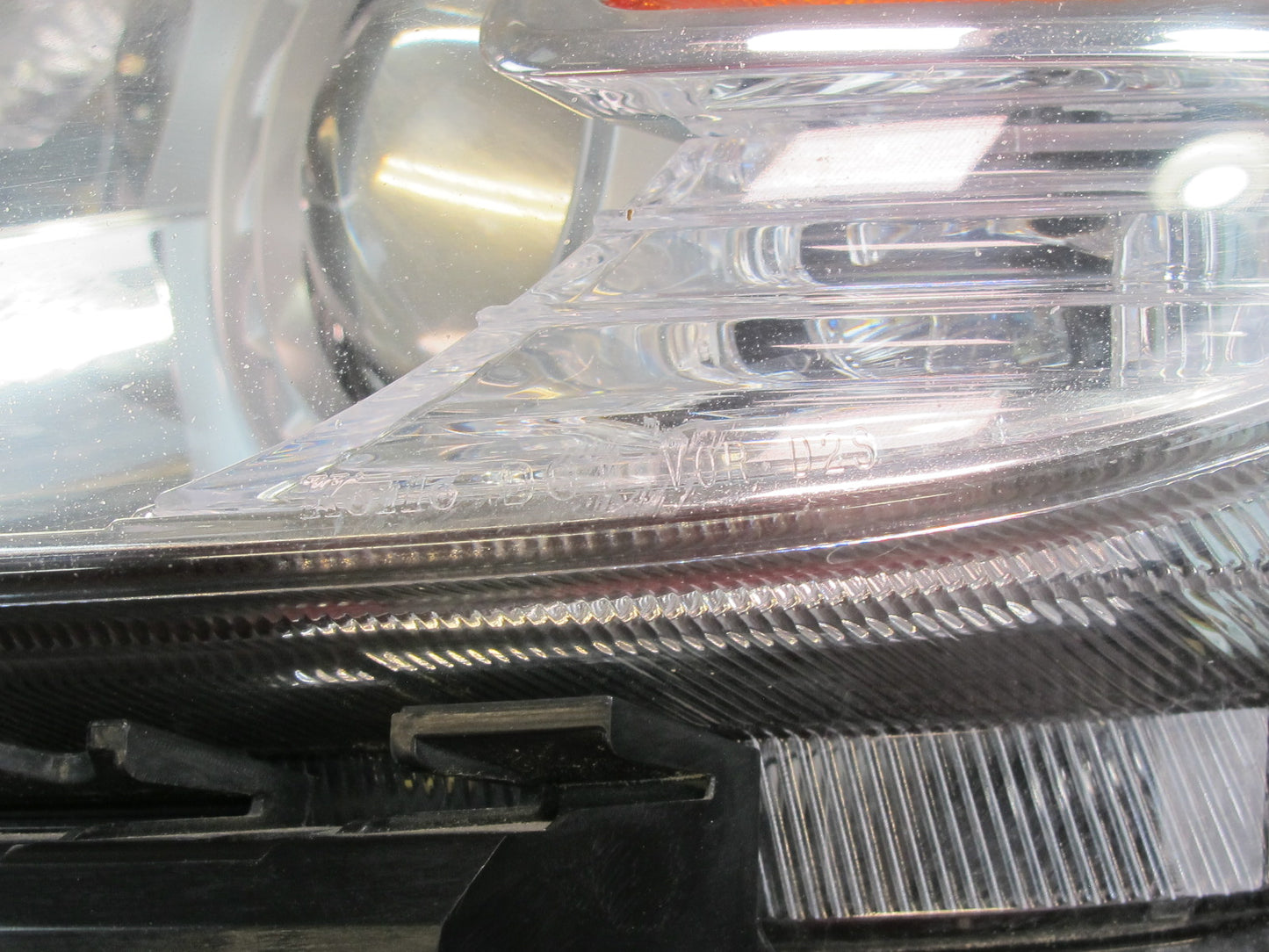 09-17 Nissan 370Z Z34 Front Left Driver Side Xenon HID Headlight Lamp OEM