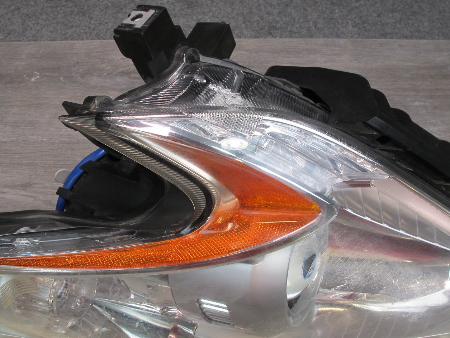 09-17 Nissan 370Z Z34 Front Left Driver Side Xenon HID Headlight Lamp OEM
