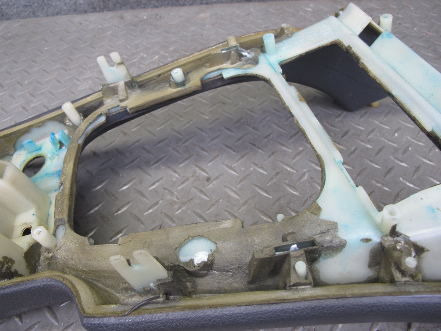 91-96 Mitsubishi 3000GT Stealth Center Console Shifter Surround Trim Cover OEM