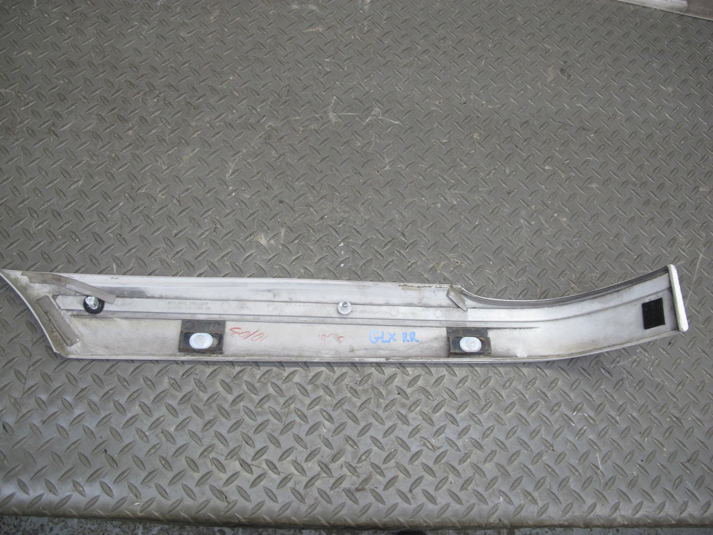 03-07 Lexus LX470 Rear Right Fender Quarter & Rocker Panel Side Skirt Set of 2