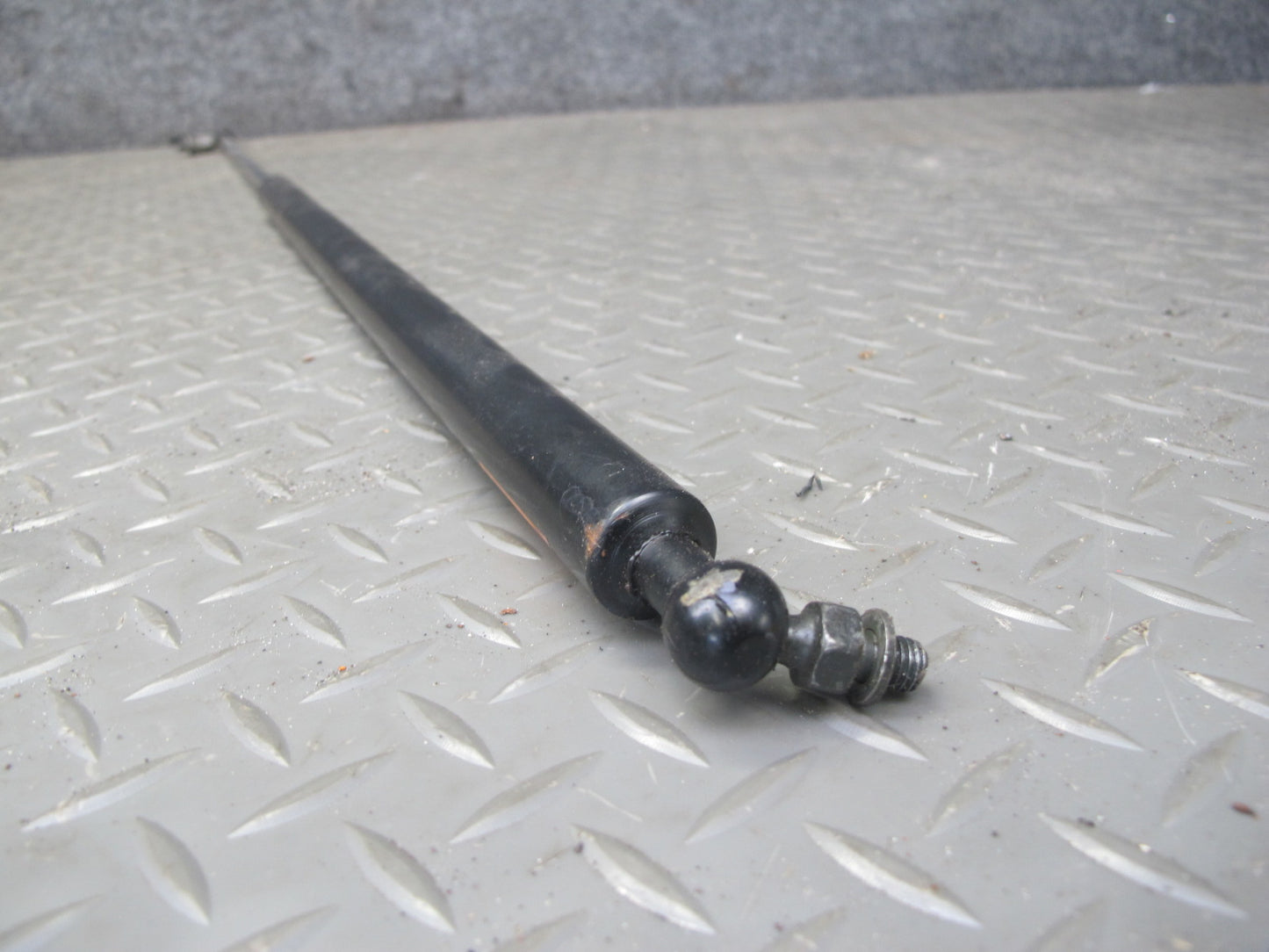 91-96 Mitsubishi 3000GT VR4 Rear Left & Right Liftgate Trunk Strut Shock Set OEM