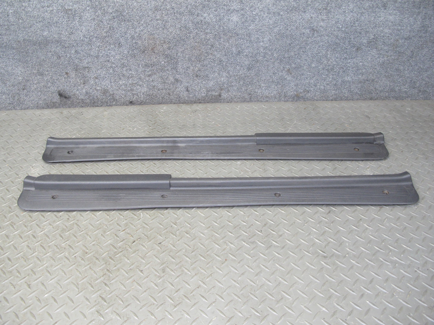 91-99 Mitsubishi 3000GT Set of 2 Door Scuff Sill Plate Trim Cover Panel OEM