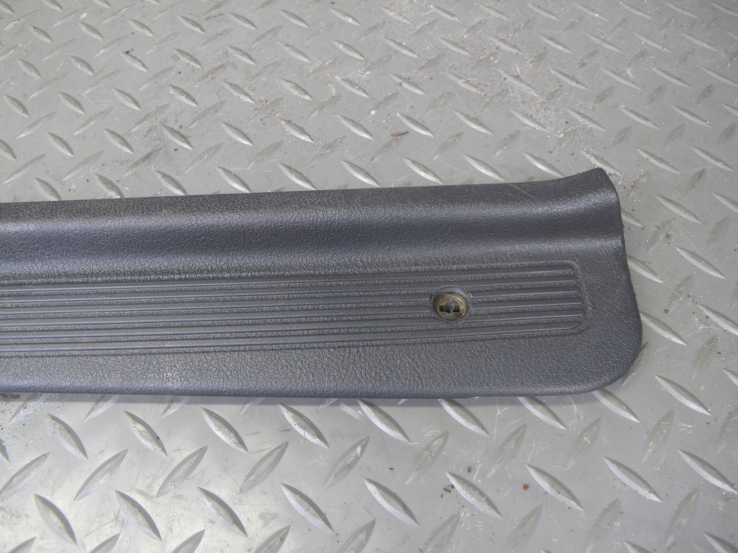 91-99 Mitsubishi 3000GT Set of 2 Door Scuff Sill Plate Trim Cover Panel OEM