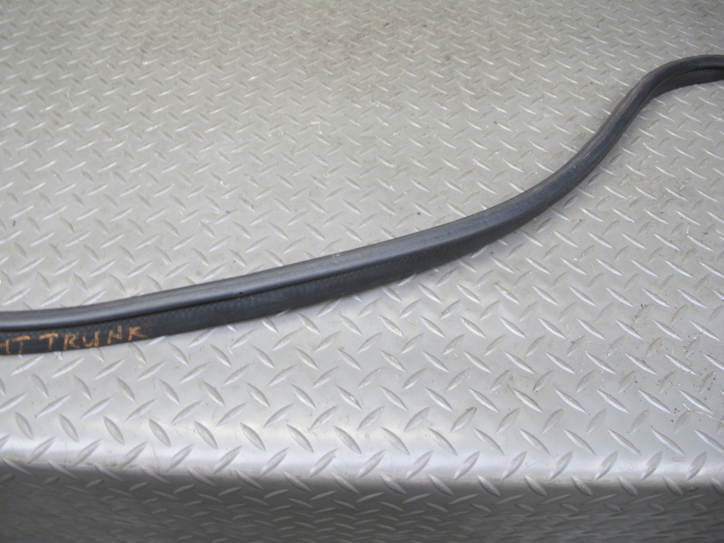 91-99 Dodge Stealth 3000GT Coupe Rear Trunk Hatch Lid Weatherstrip Seal OEM