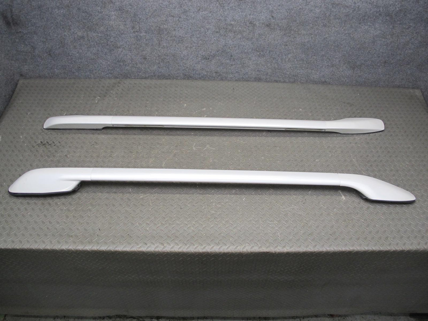 2003-2007 Lexus J100 LX470 Upper Roof Luggage Rack Bar Rail END Shell Set of 2