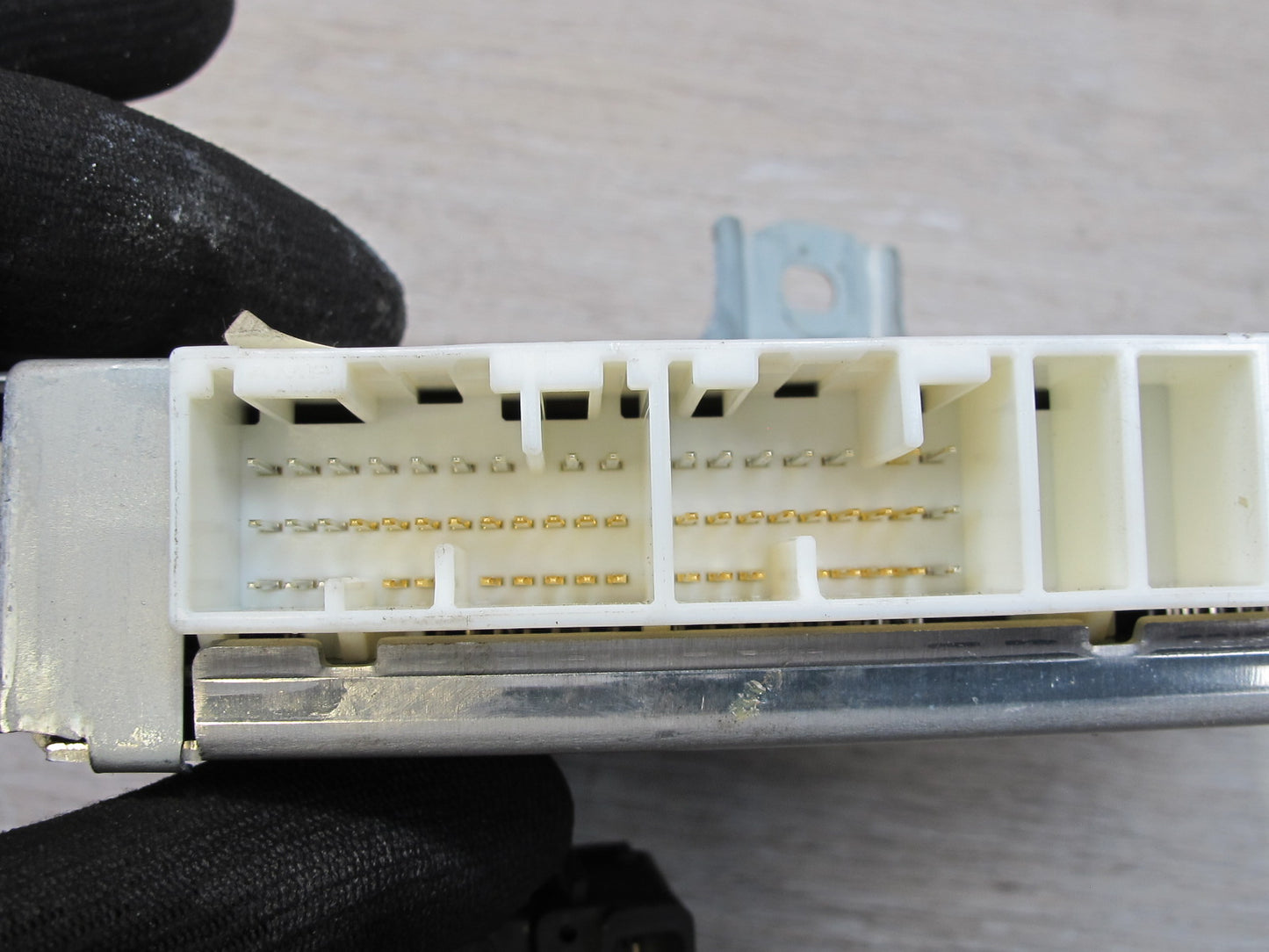 01-05 Lexus JZS160L GS430 GS300 ABS TRC VSC Control Module Unit 89540-30392 OEM