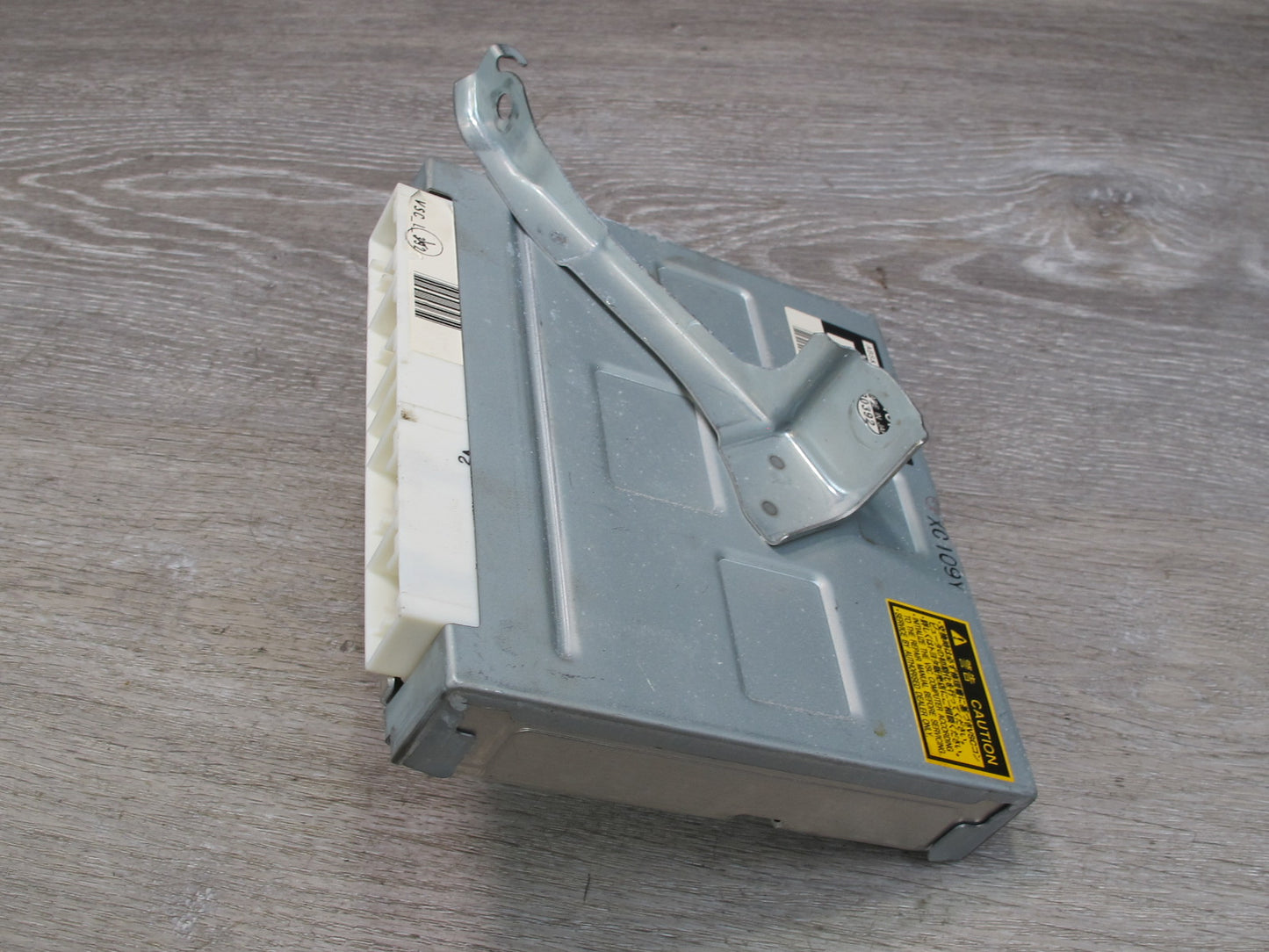 01-05 Lexus JZS160L GS430 GS300 ABS TRC VSC Control Module Unit 89540-30392 OEM