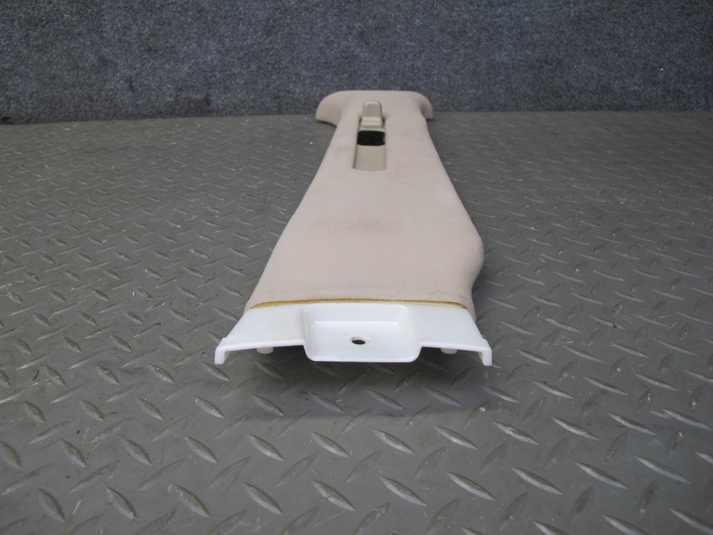 2003-2007 Lexus UZJ100L LX470 Center Upper B Pillar Trim Cover Panel Set