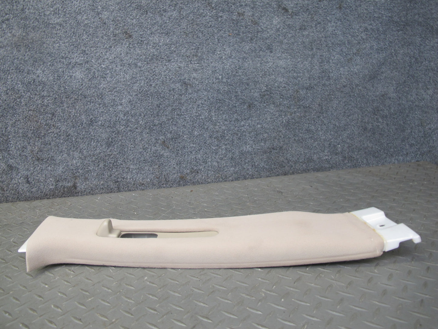 2003-2007 Lexus UZJ100L LX470 Center Upper B Pillar Trim Cover Panel Set