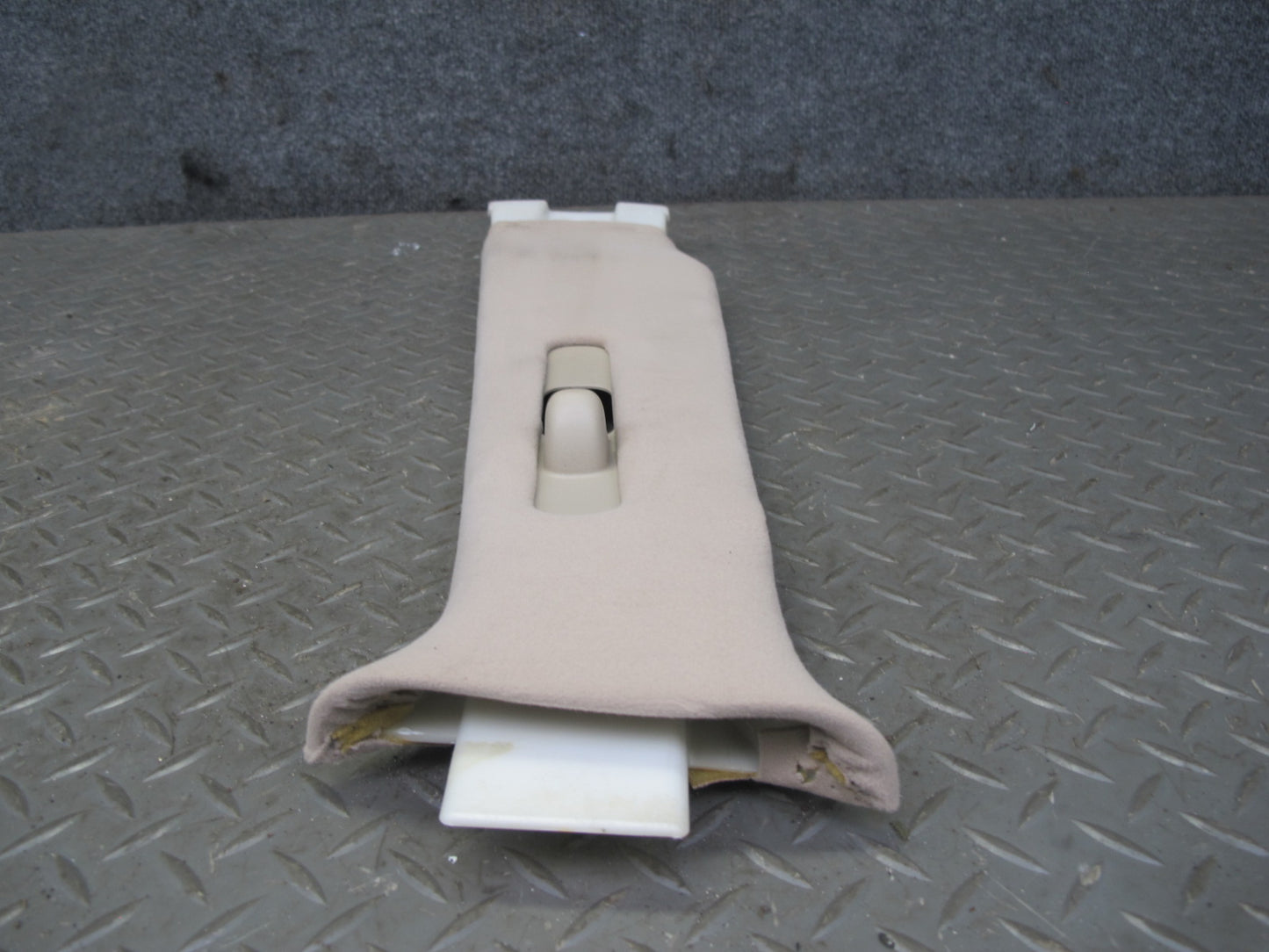 2003-2007 Lexus UZJ100L LX470 Center Upper B Pillar Trim Cover Panel Set