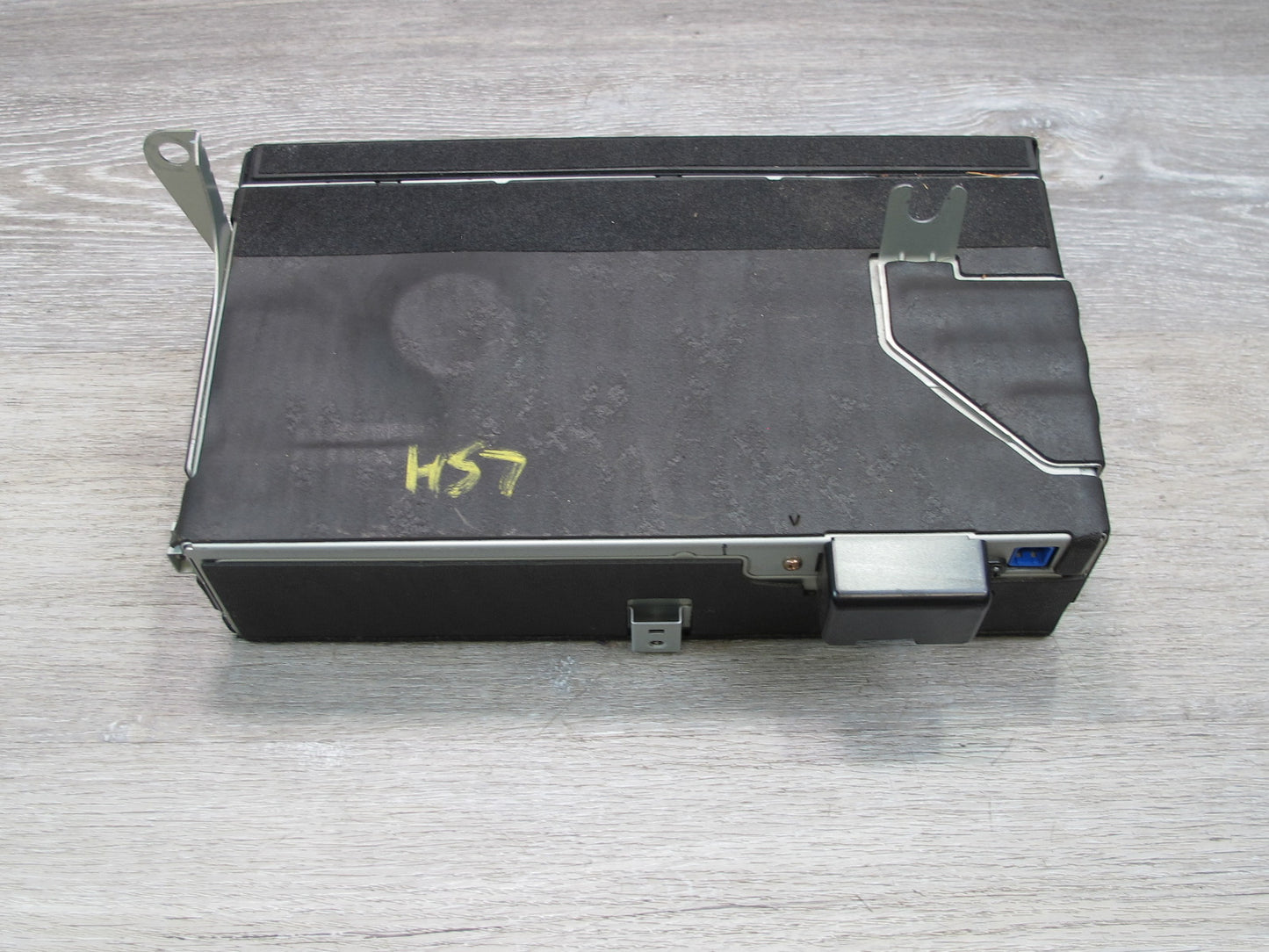 98-00 Lexus UCF20L LS400 Pioneer 6 Disc CD Changer With Magazine 86270-50130 OEM