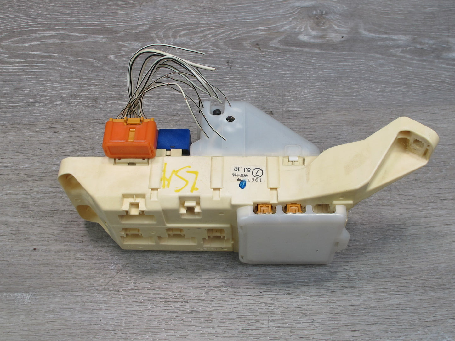 98-99 Lexus LS400 UCF20L Interior Cabin Fuse Relay Junction Box Module OEM