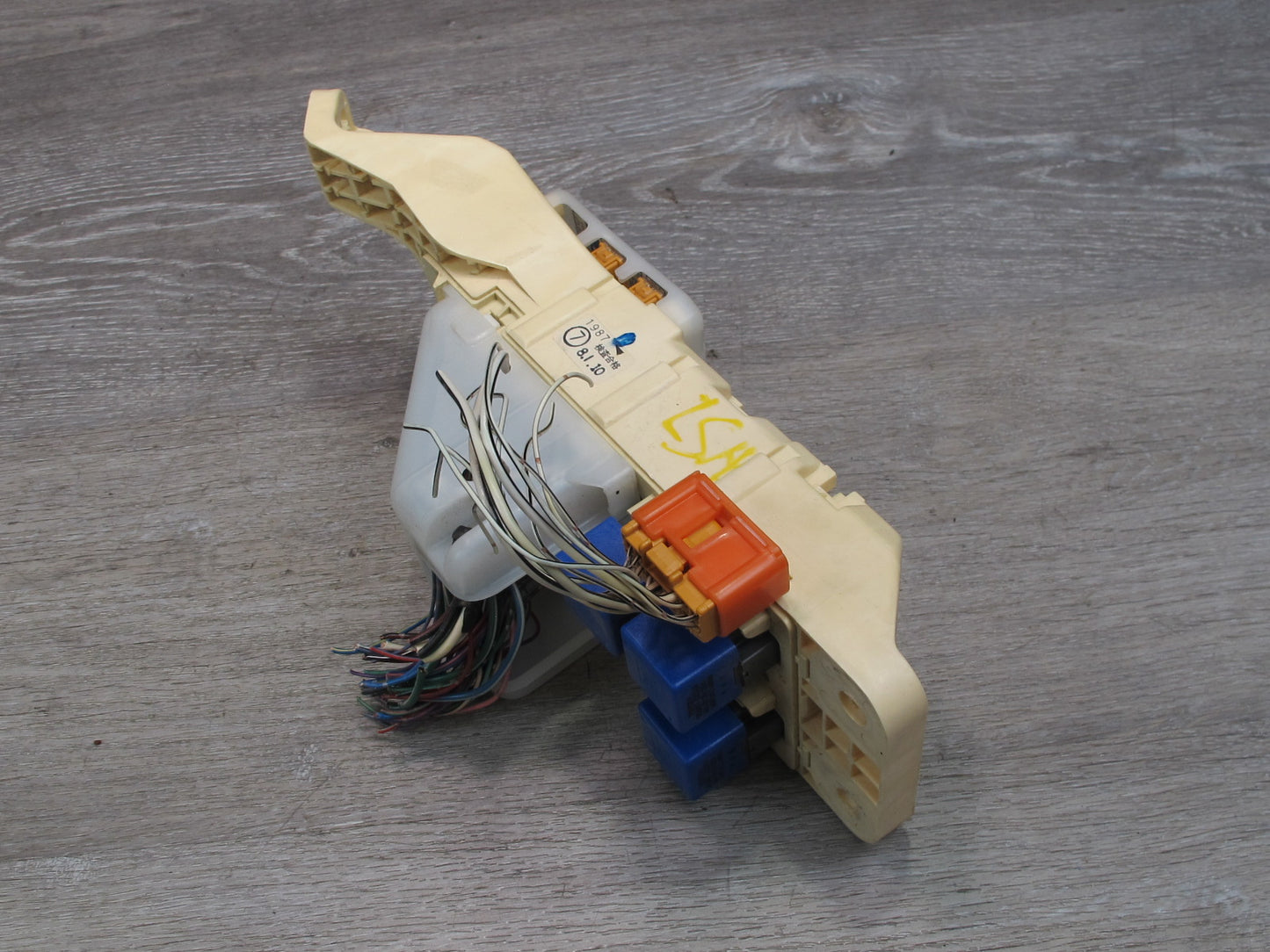 98-99 Lexus LS400 UCF20L Interior Cabin Fuse Relay Junction Box Module OEM