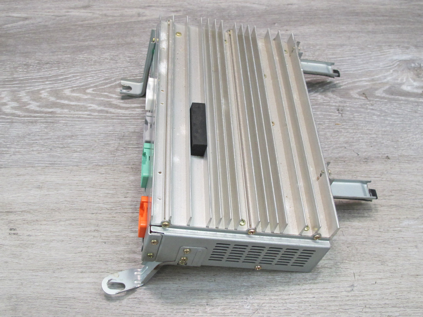 95-00 Lexus UCF20L LS400 Nakamichi Audio Stereo Amplifier 86280-50160-A OEM