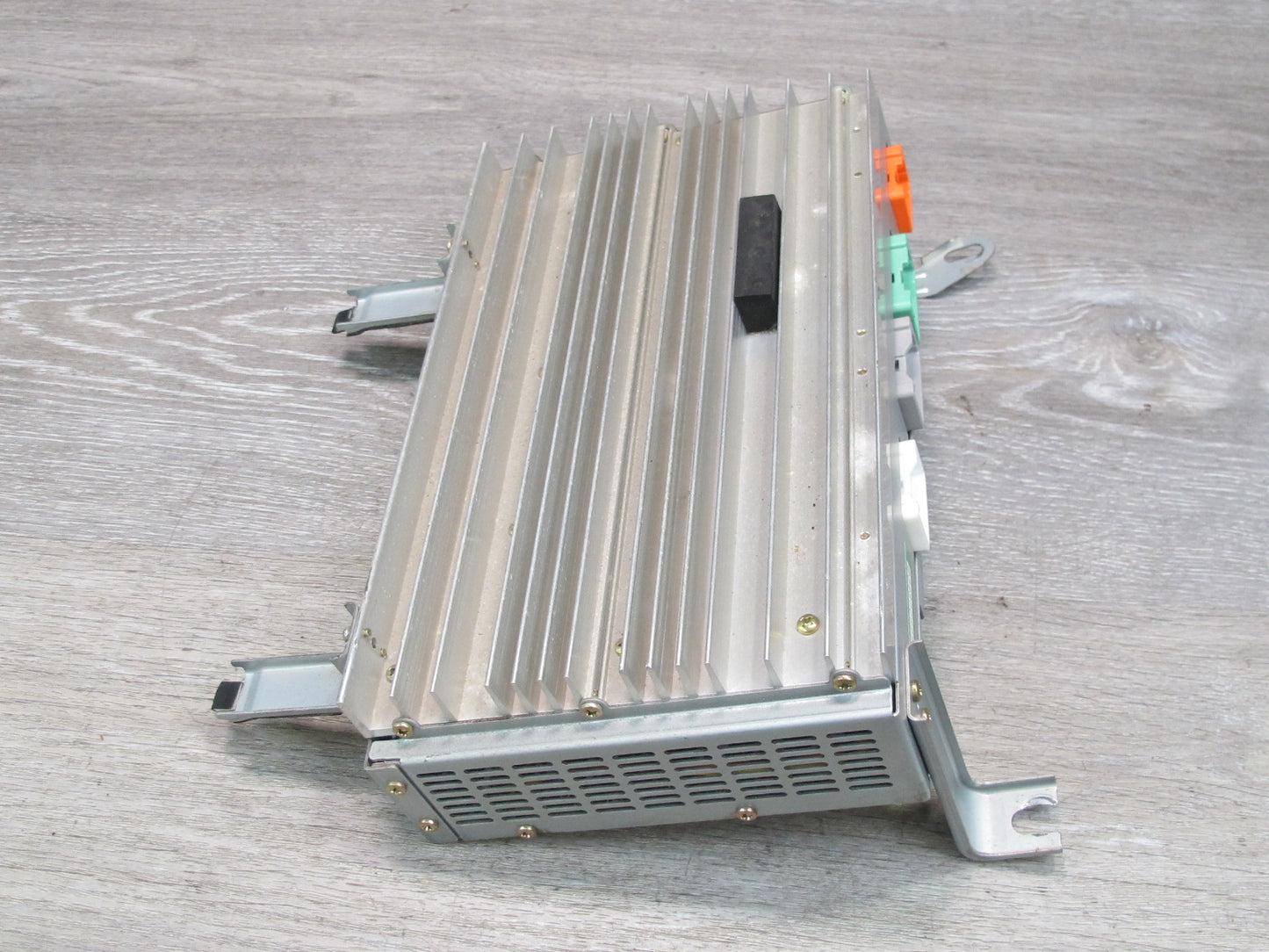 95-00 Lexus UCF20L LS400 Nakamichi Audio Stereo Amplifier 86280-50160-A OEM