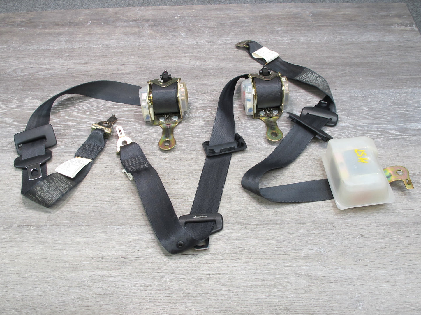 98-00 LEXUS LS400 REAR RIGHT CENTER LEFT SIDE SEATBELT RETRACTOR SET OEM
