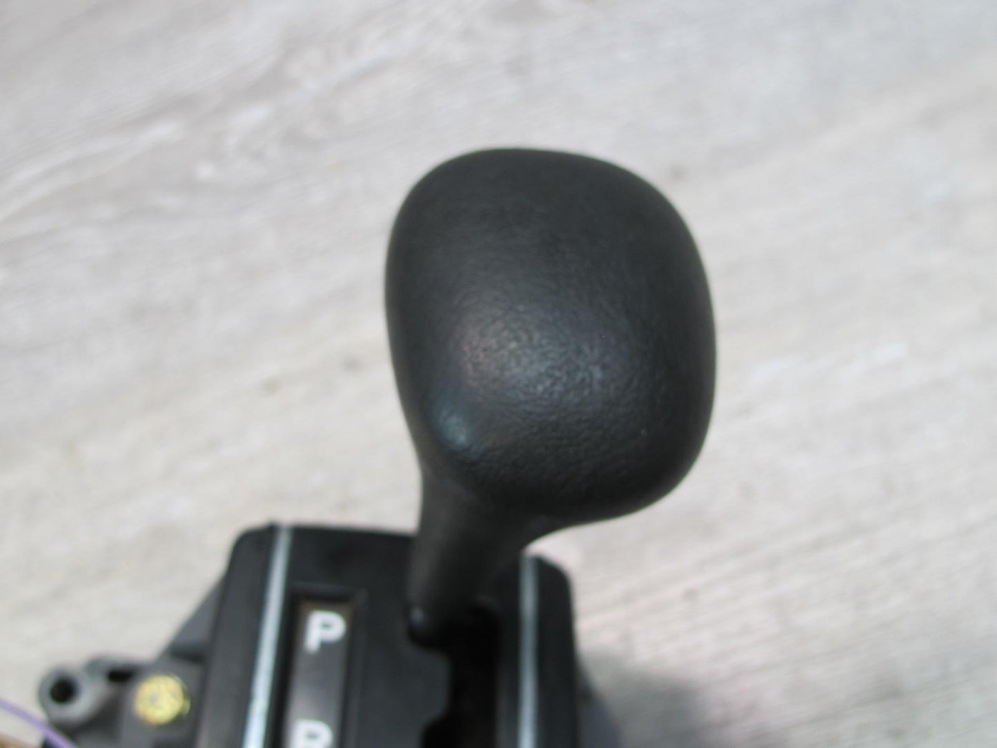 82-85 Mercedes W123 A/T Automatic Transmission Gear Shifter OEM