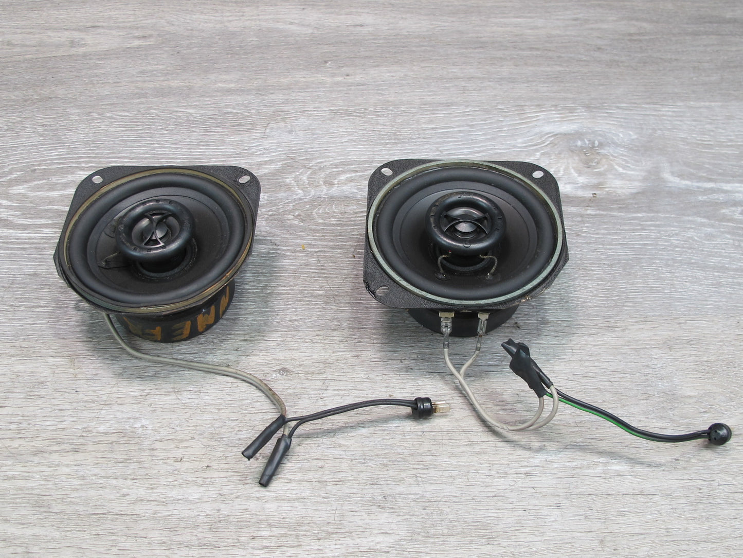 Set of 2 Polk Audio 5" Speaker EX402A