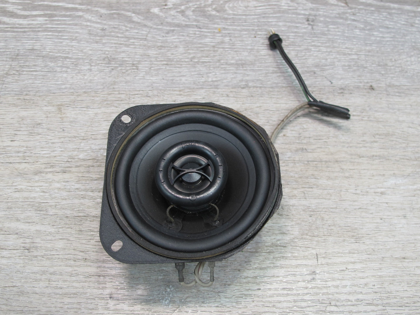 Set of 2 Polk Audio 5" Speaker EX402A