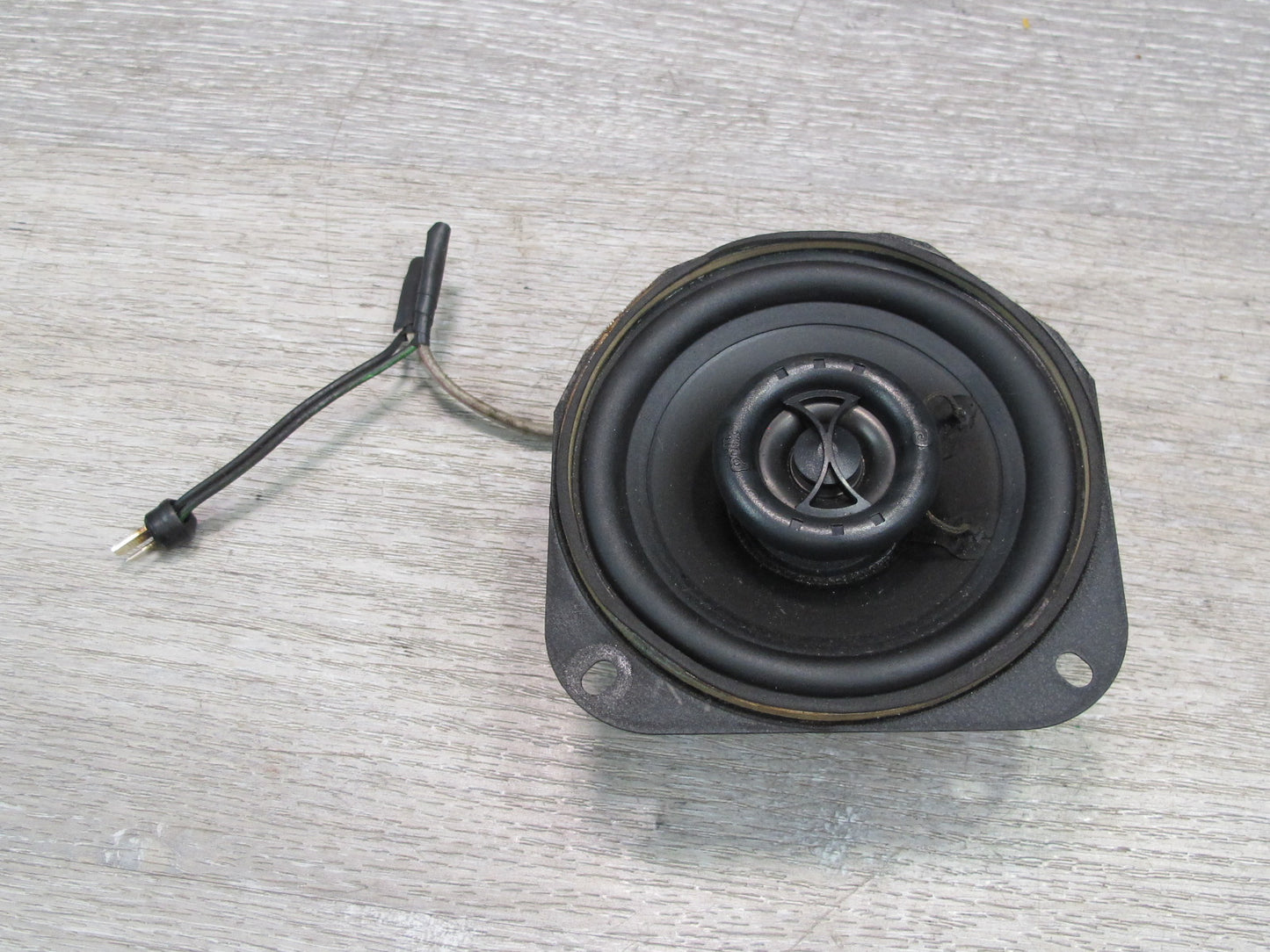 Set of 2 Polk Audio 5" Speaker EX402A