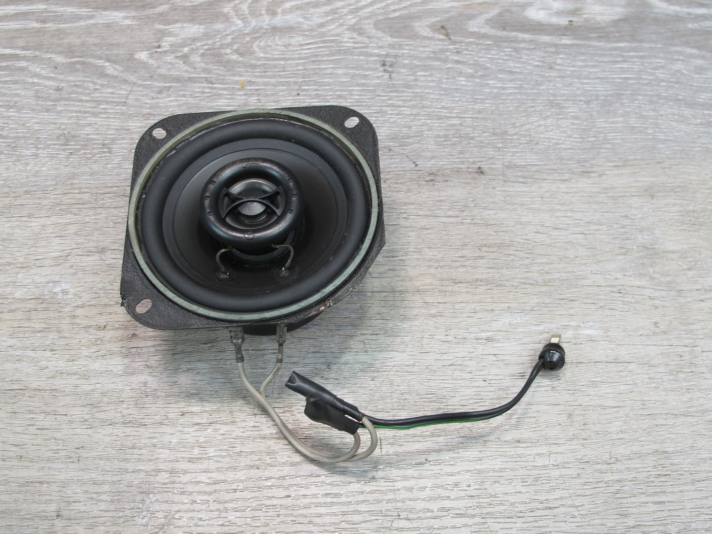 Set of 2 Polk Audio 5" Speaker EX402A