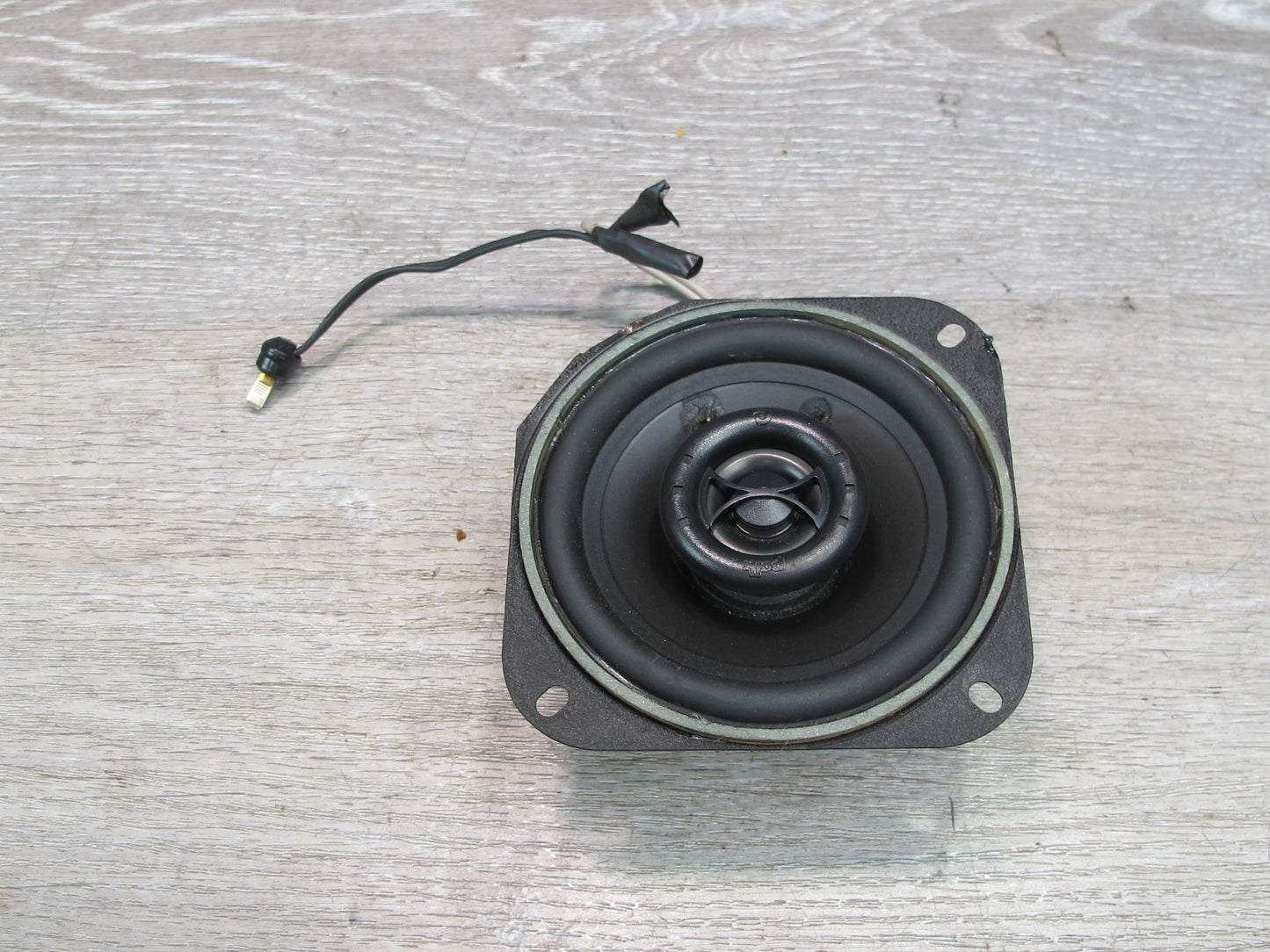 Set of 2 Polk Audio 5" Speaker EX402A