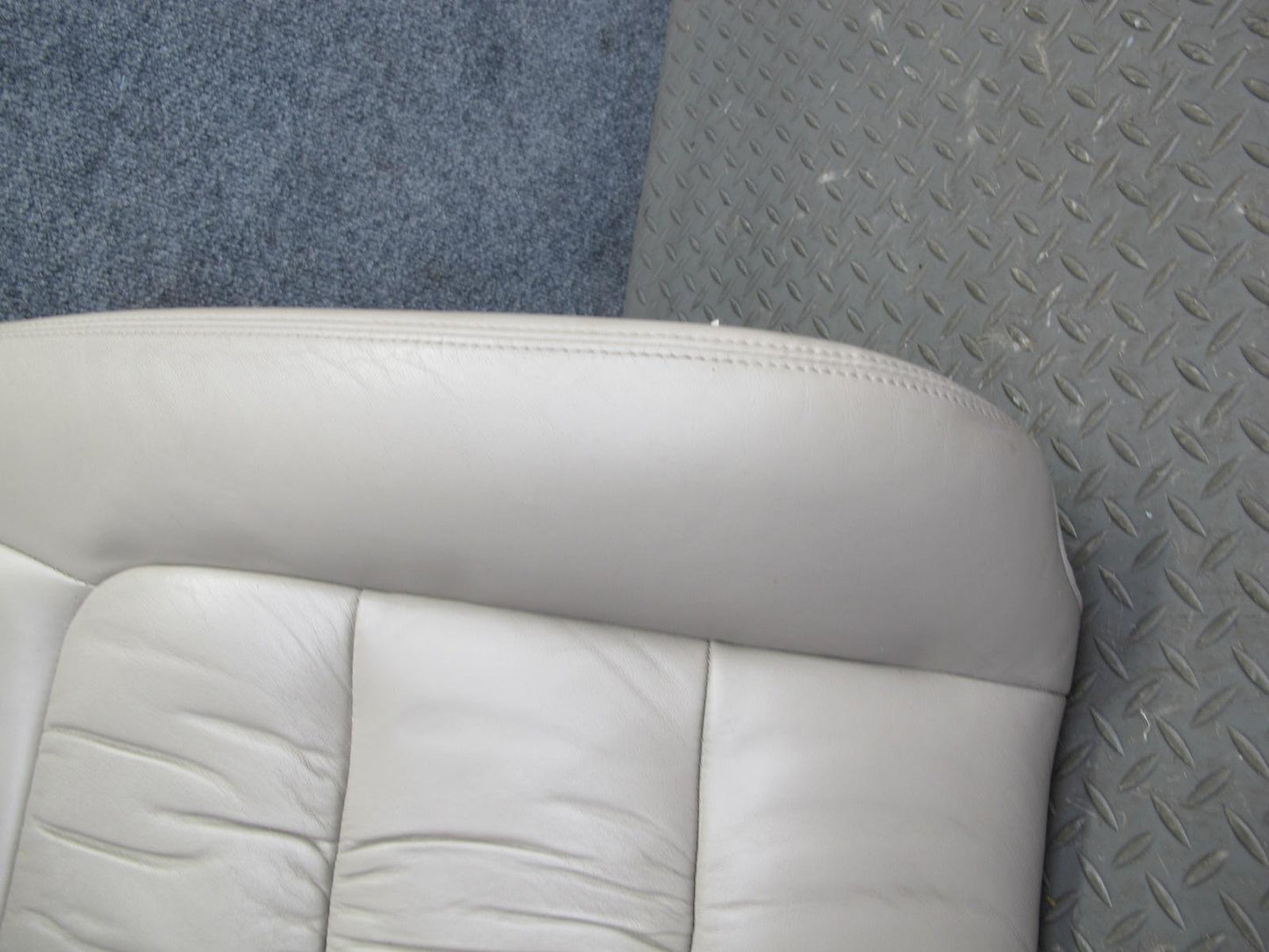 2003-2006 Lexus LX470 Front Right Passenger Side Seat Upper Cushion Ivory