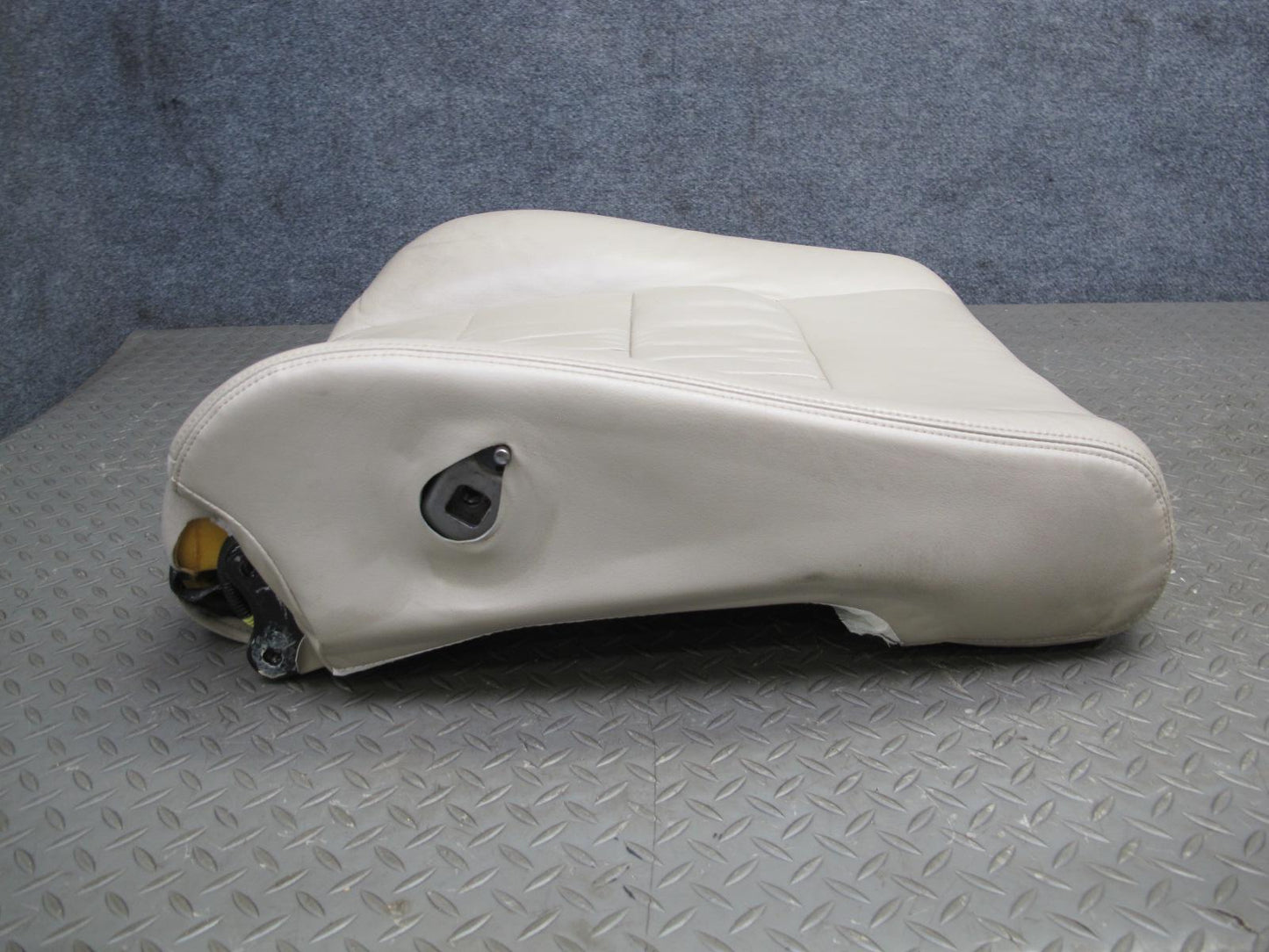2003-2006 Lexus LX470 Front Right Passenger Side Seat Upper Cushion Ivory