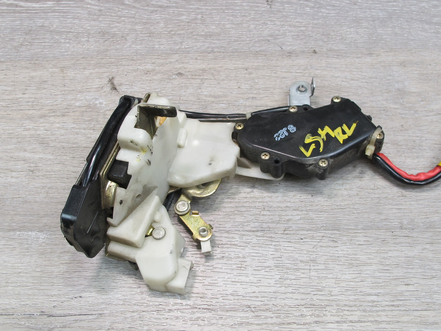 98-00 Lexus UCF20L LS400 Rear Left Door Lock Latch Actuator OEM