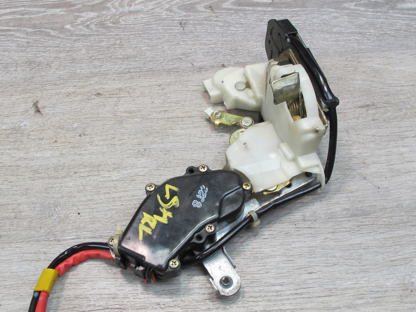 98-00 Lexus UCF20L LS400 Rear Left Door Lock Latch Actuator OEM