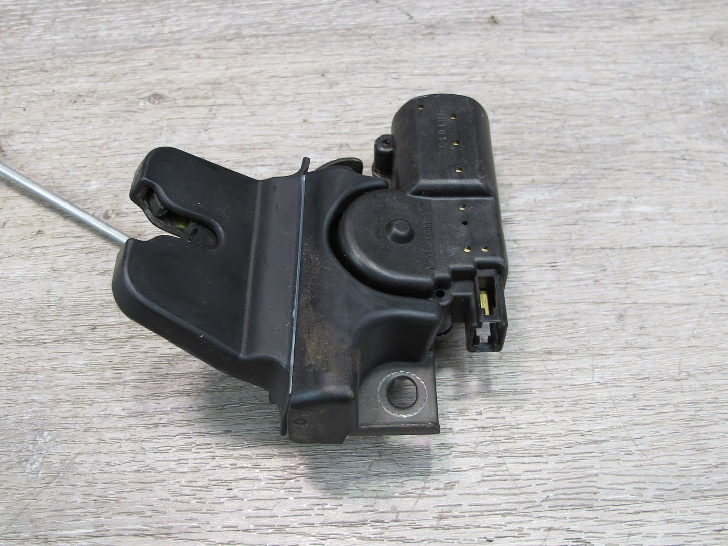 98-00 Lexus UCF20L LS400 Rear Trunk Lid Lock Latch Actuator OEM