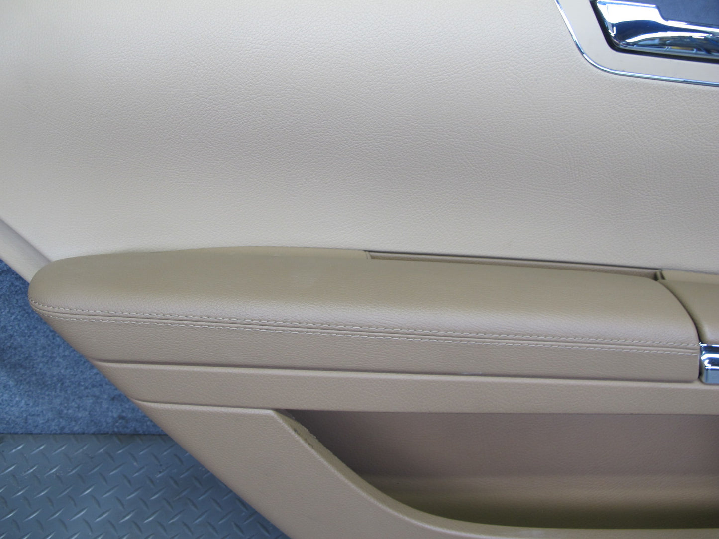 07-09 Mercedes W221 S-class Rear Door Interior Trim Cover Panel Set Brown OEM