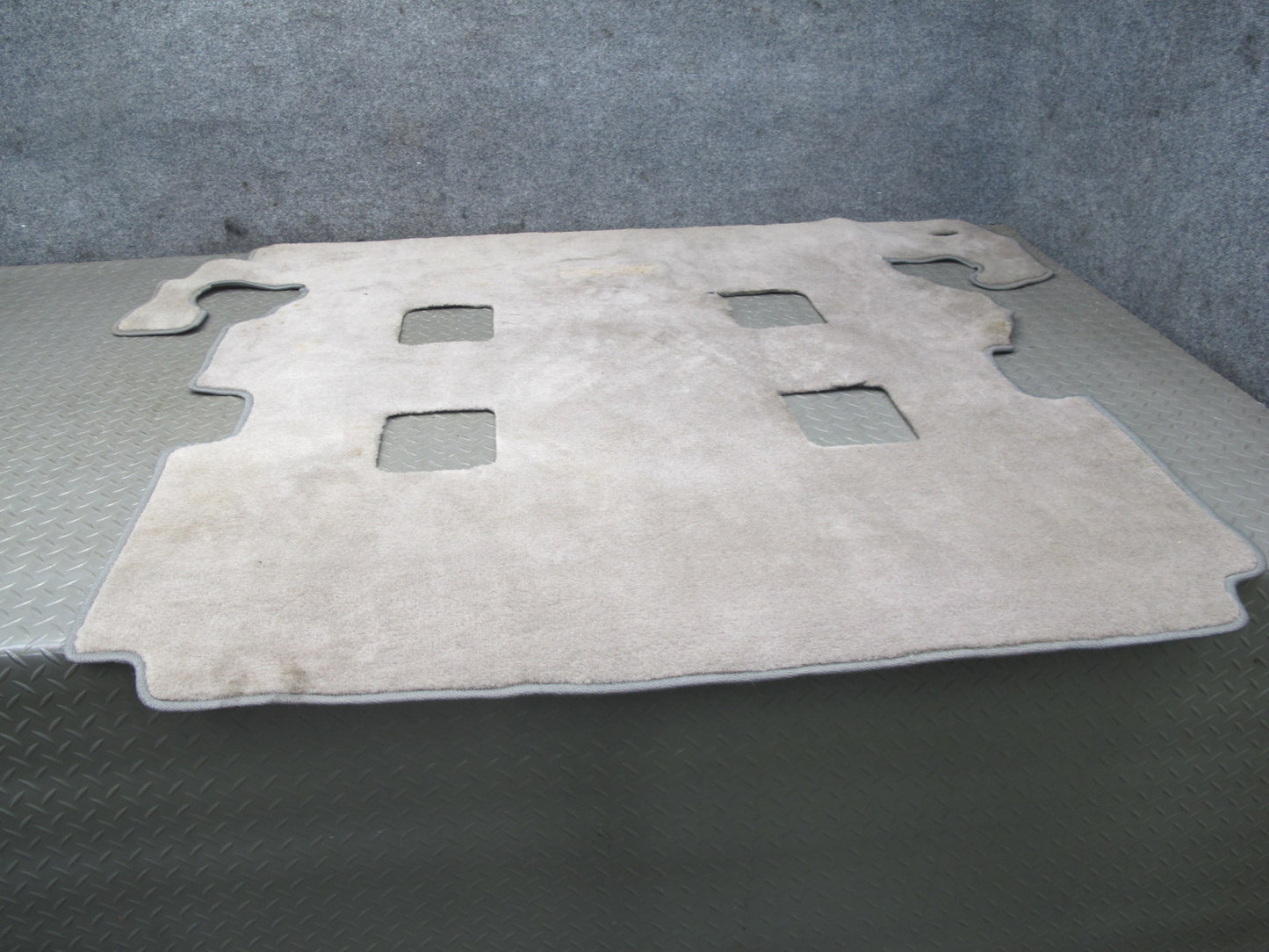 2003-2007 Lexus UZJ100L LX470 Rear Trunk Floor Cargo MAT Carpet Cover