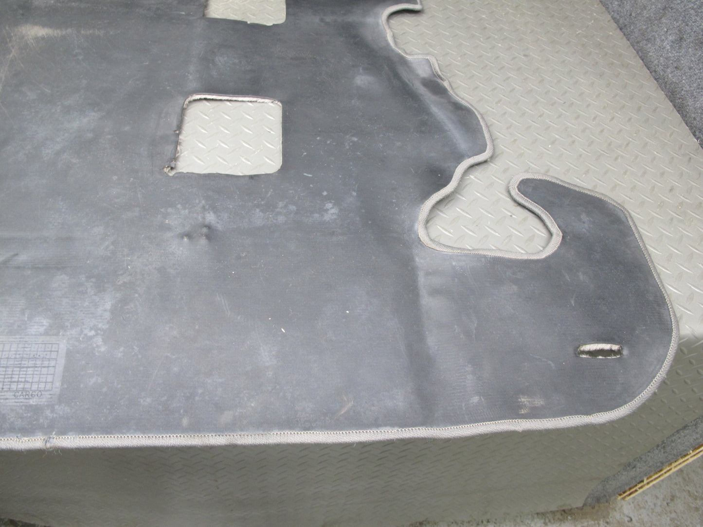 2003-2007 Lexus UZJ100L LX470 Rear Trunk Floor Cargo MAT Carpet Cover