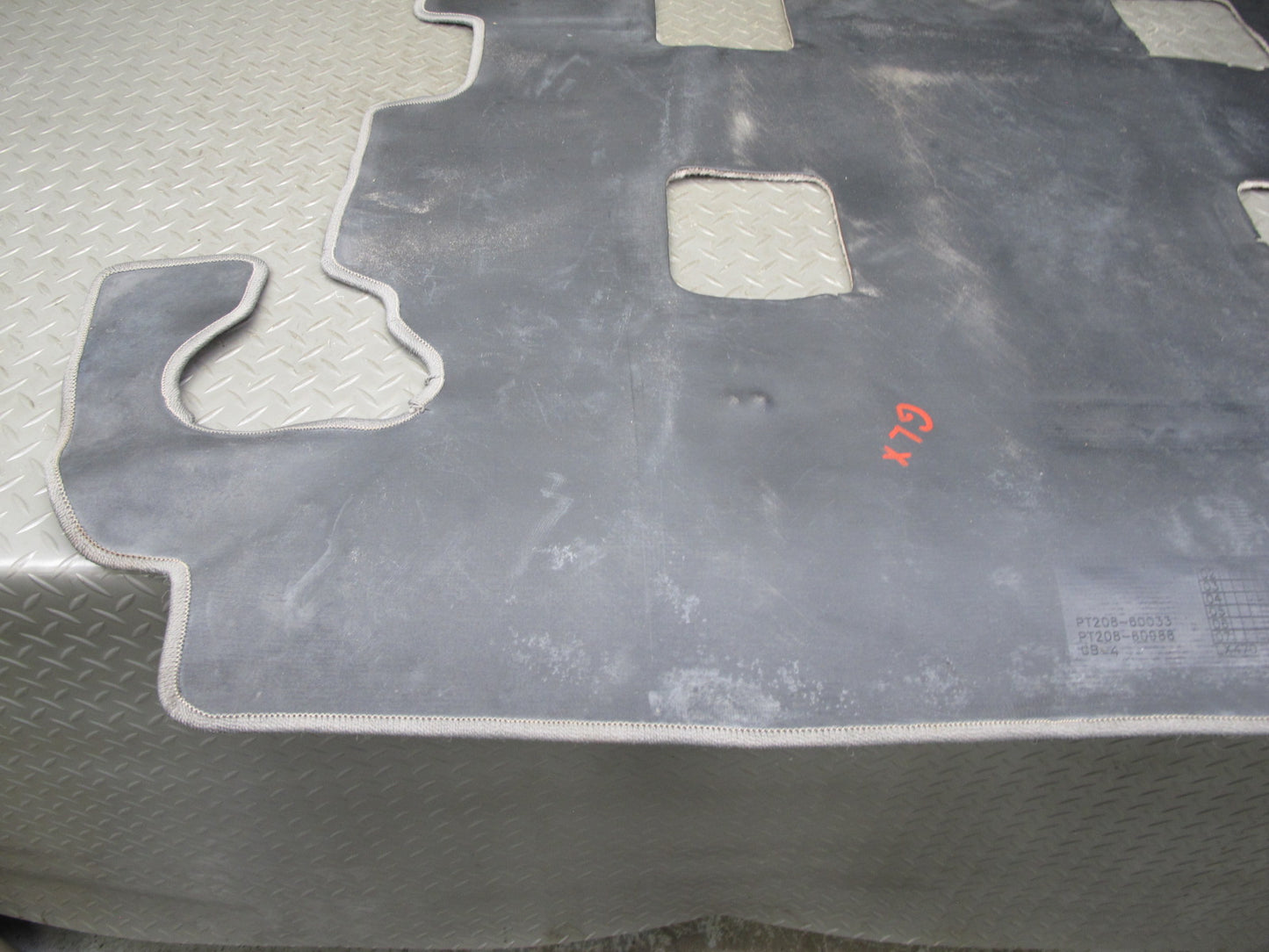 2003-2007 Lexus UZJ100L LX470 Rear Trunk Floor Cargo MAT Carpet Cover