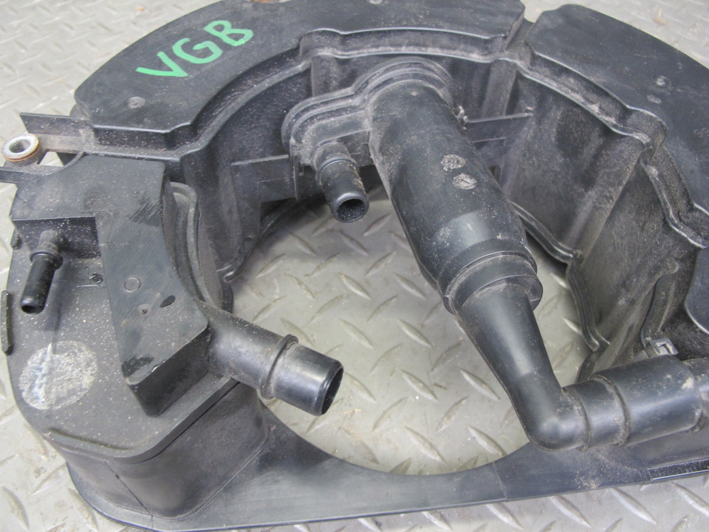 12-13 VW Golf R MK6 Fuel Evap Vapor Charcoal Canister w Vent Hose Pipe OEM