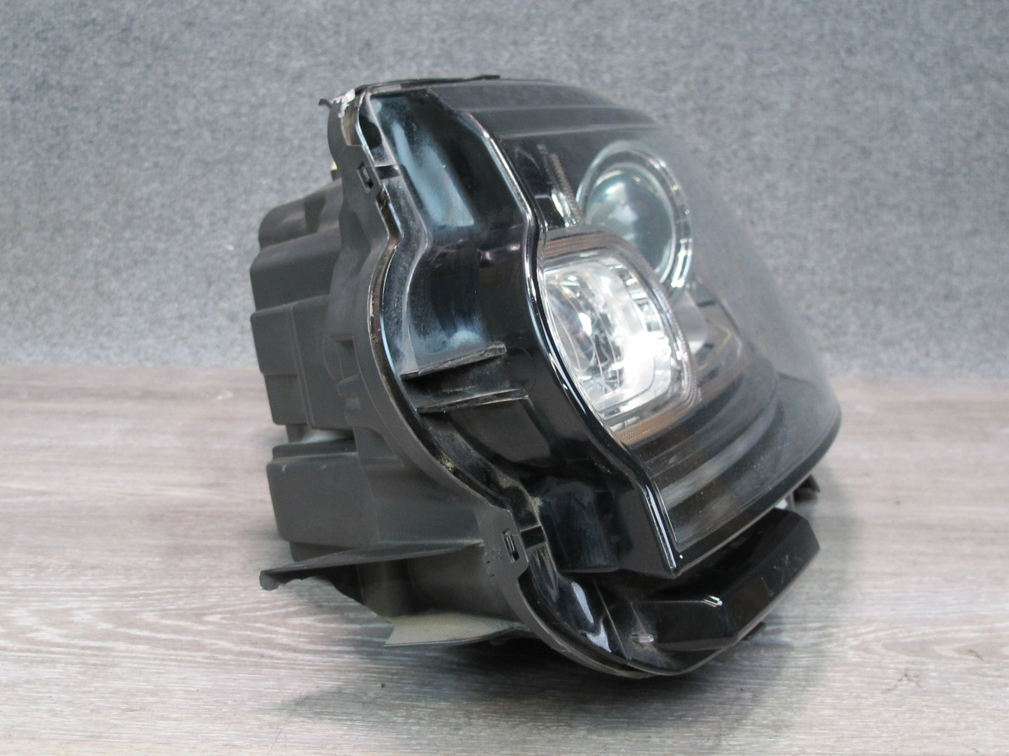 2013-2017 Land Range Rover L405 Front Left Xenon Adaptive Headlight Lamp Damaged