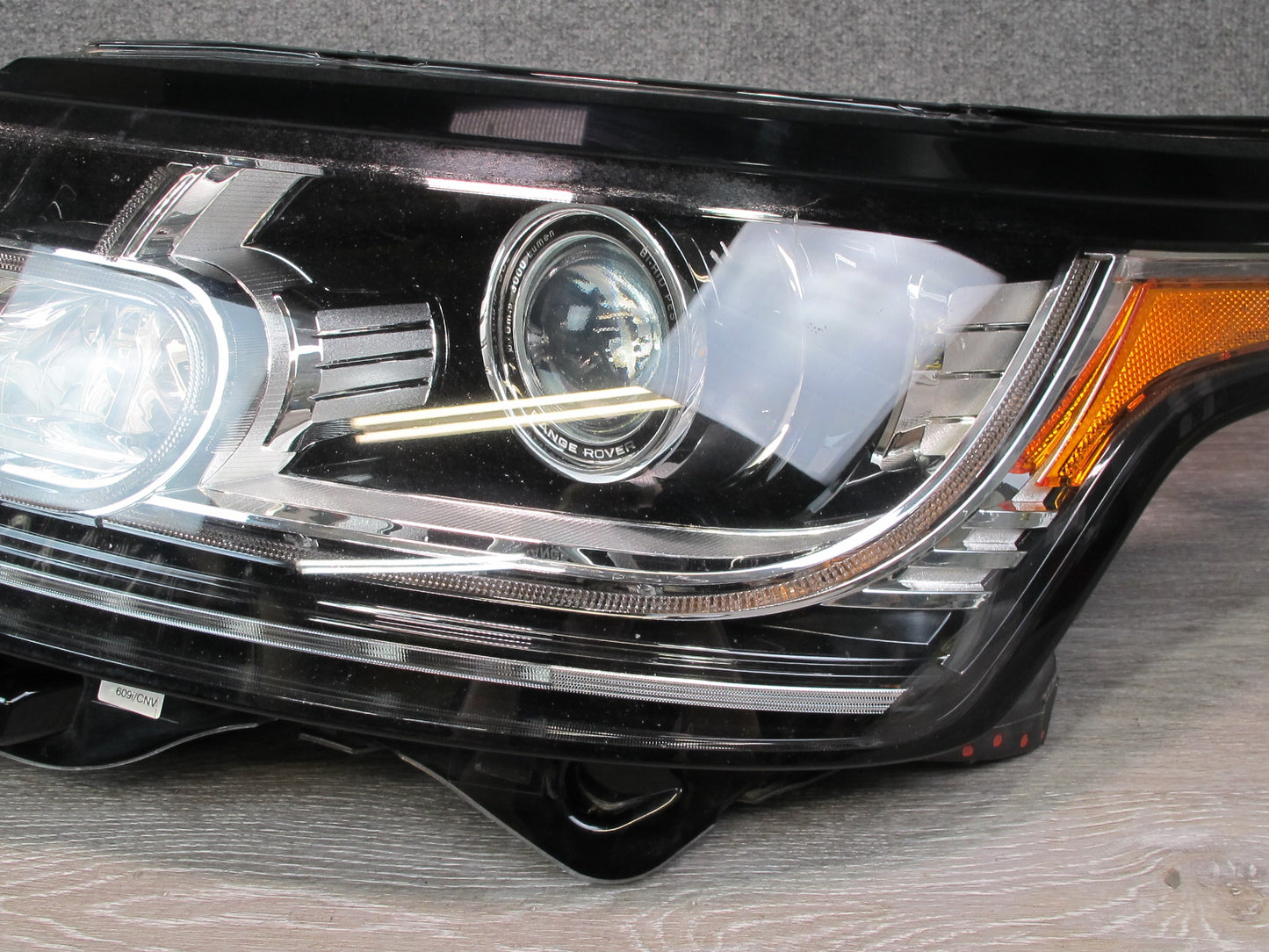 2013-2017 Land Range Rover L405 Front Left Xenon Adaptive Headlight Lamp Damaged
