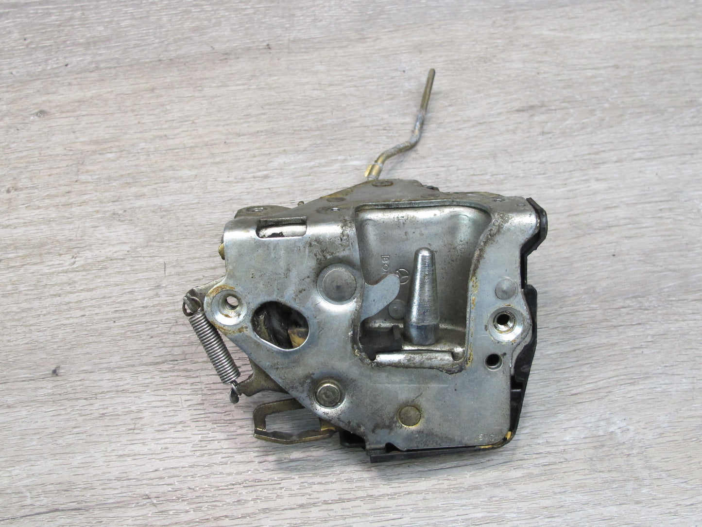 75-85 Mercedes W123 Front Right Door Lock Latch OEM