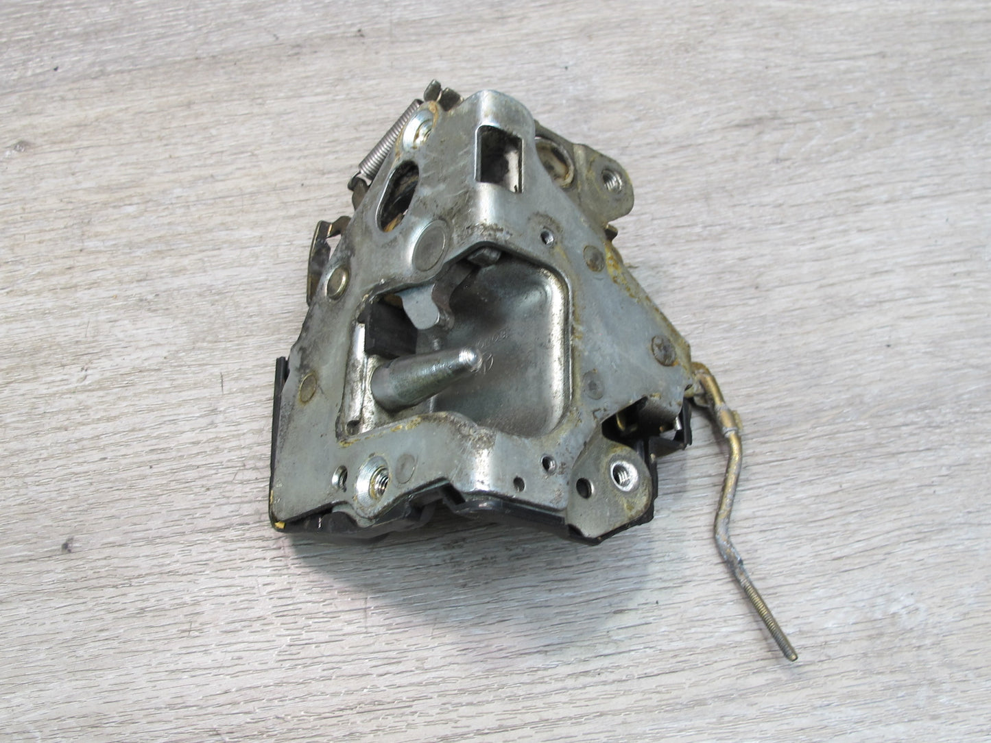 75-85 Mercedes W123 Front Right Door Lock Latch OEM